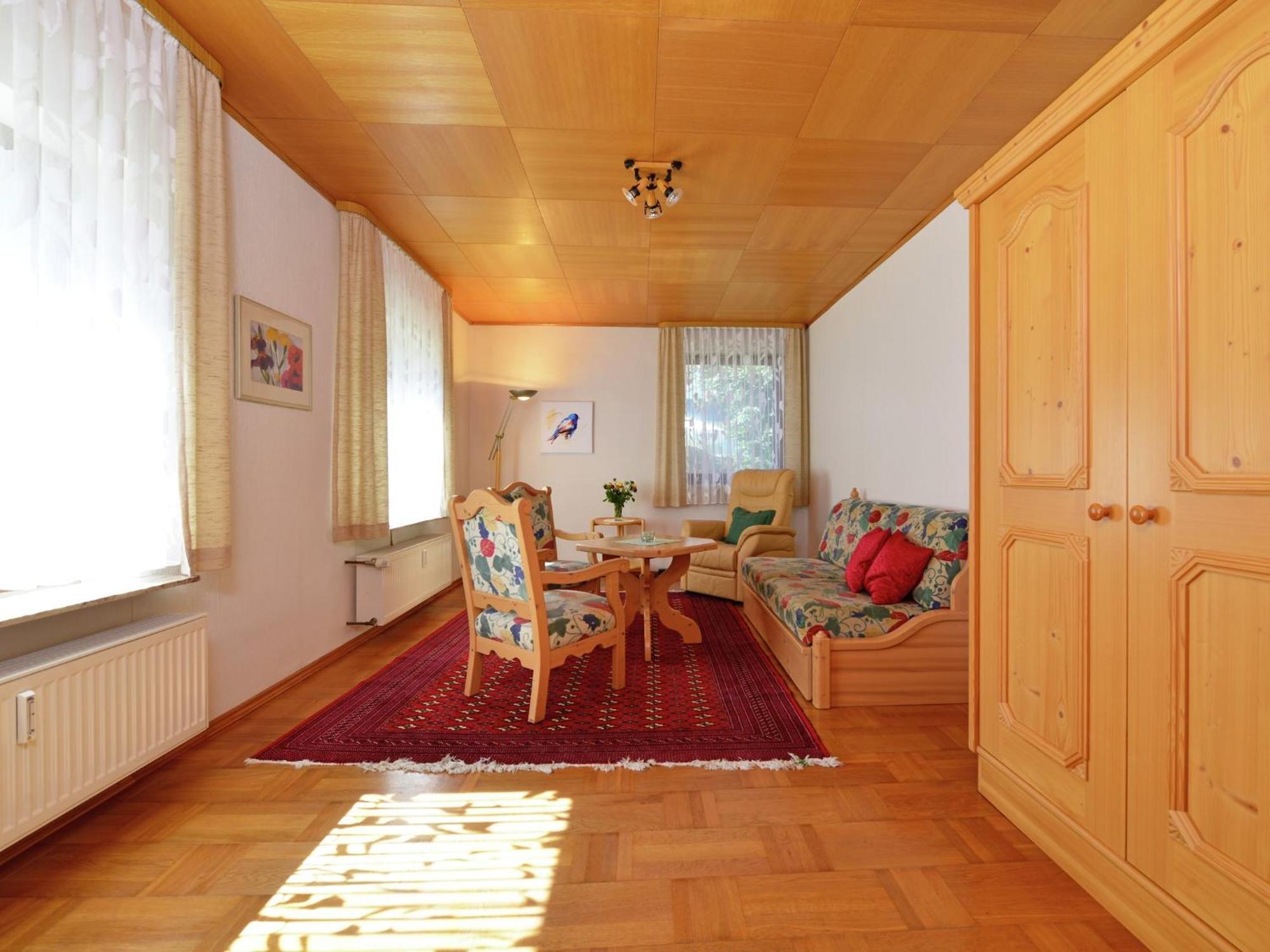 Quaint Apartment In Eimelrod Near Lake And Water Sports วิลลิงเงิน ภายนอก รูปภาพ